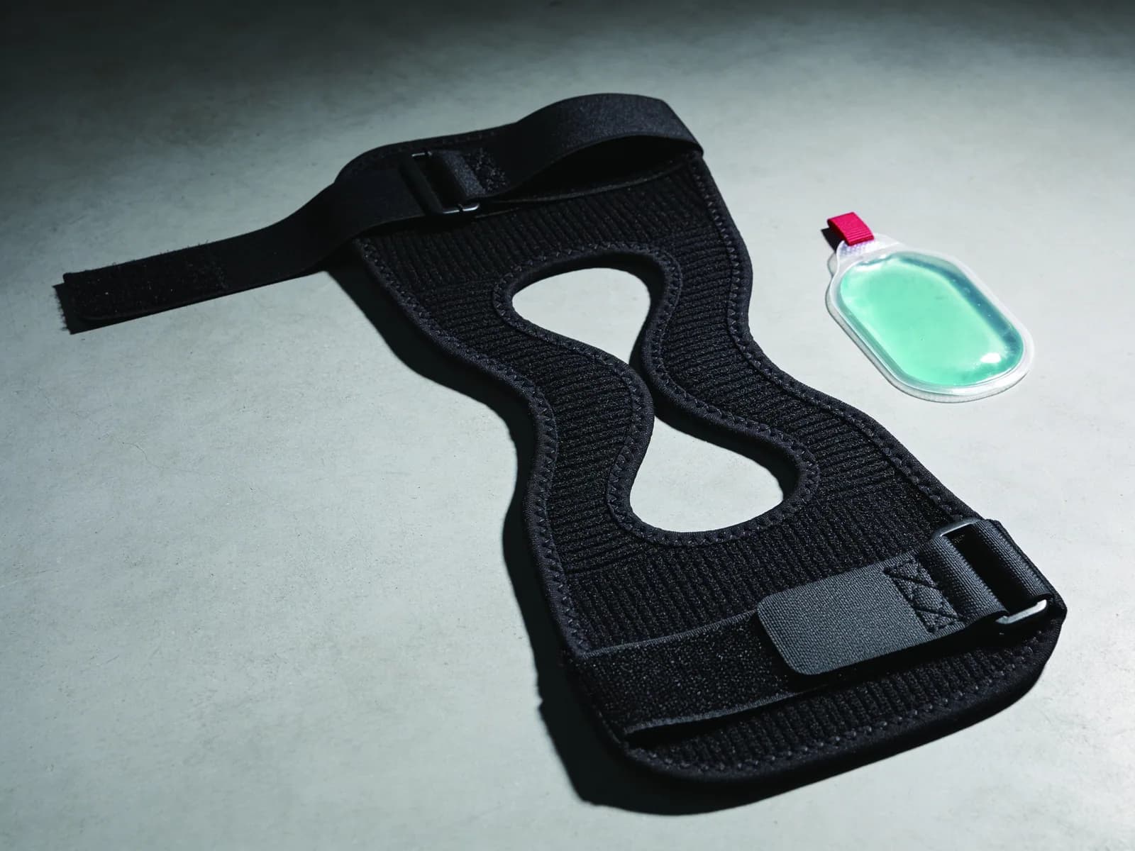 Ankle Wrap — Figure-8 wrap with a removable gel insert.