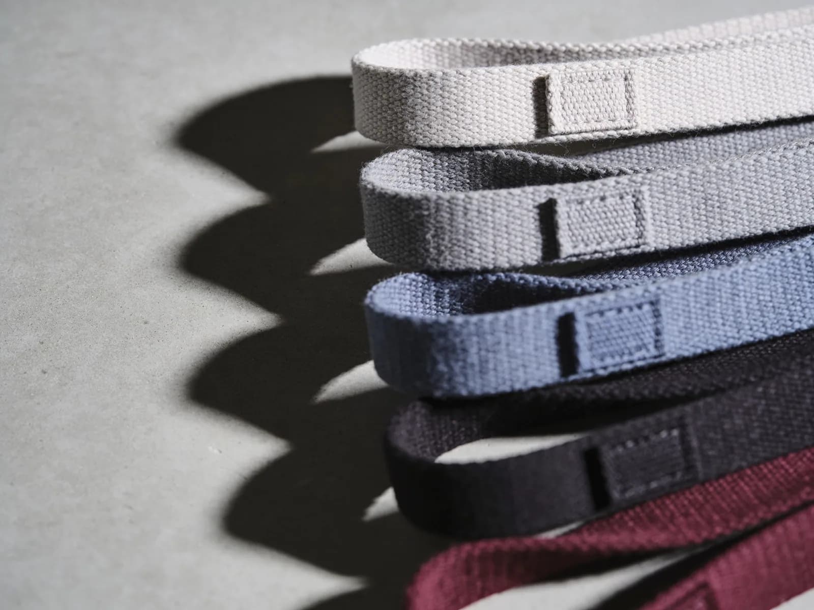 Fabric Loop Set — Five woven loops, light to extra-heavy. Latex-free.